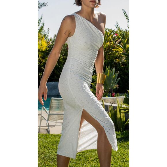 Zara Dresses & Skirts - Nwt- Zara ZW COLLECTION EMBROIDERED ASYMMETRIC DRESS-M